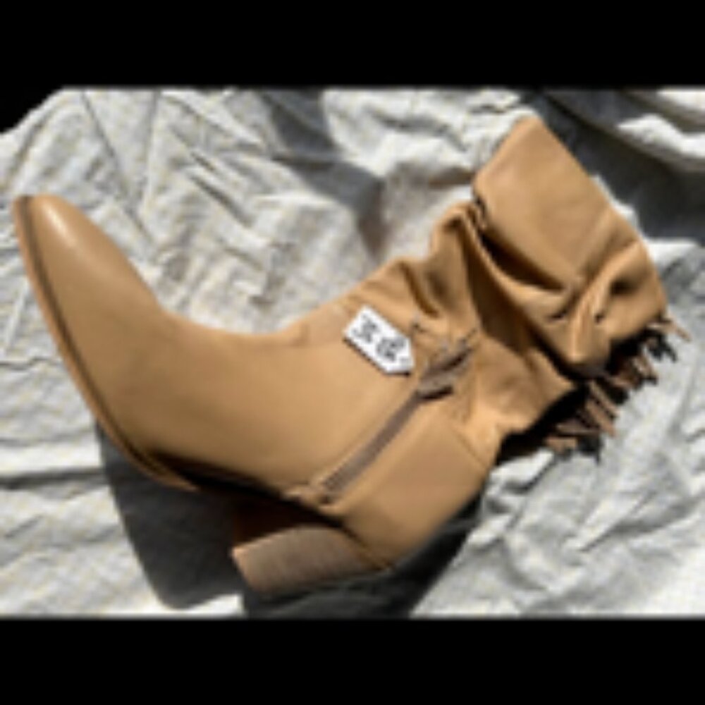 Cowgirl Boot